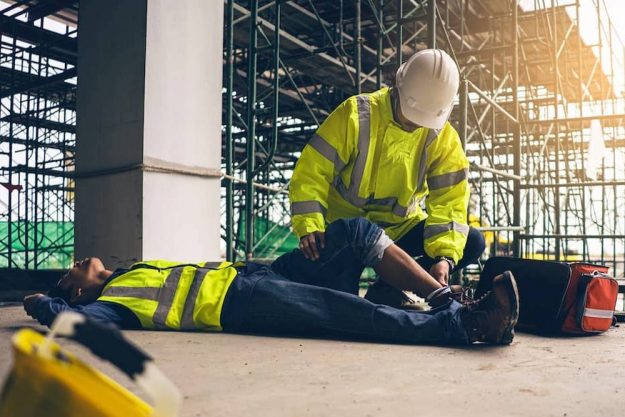 importance-workplace-first-aid copy
