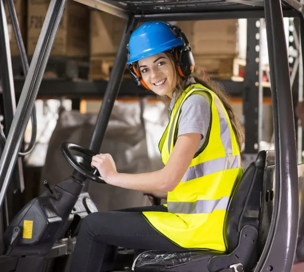 Quallified-Forklift-Operators fork lift truck training